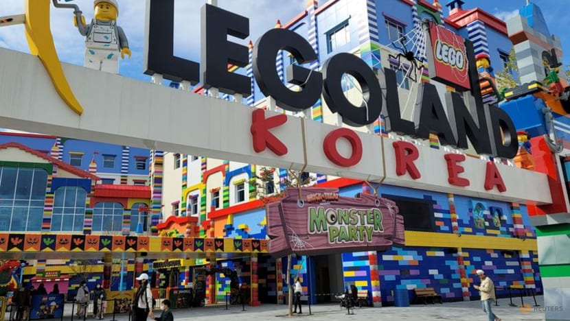 Korean theme park developer's bond default points to wider stress Korean theme park developer's bond default points to wider stress