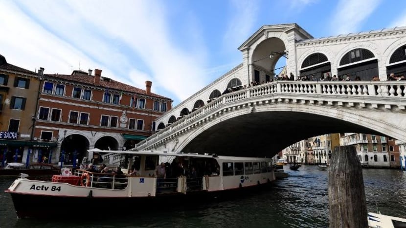 Venice bergelut dengan kesesakan pelancong