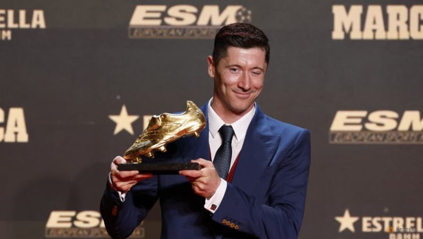 Barcelona's Lewandowski given three-game ban for red card Barcelona's Lewandowski given three-game ban for red card