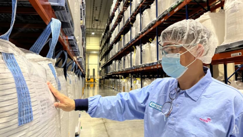 First shipment of infant formula ingredient from Singapore plant leaves for US First shipment of infant formula ingredient from Singapore plant leaves for US