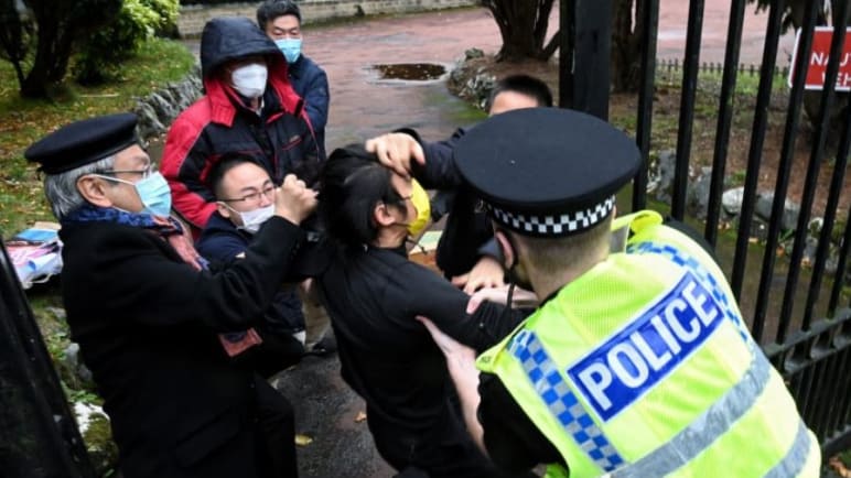 Polis UK kenal pasti kesalahan berkaitan insiden di Konsulat China 