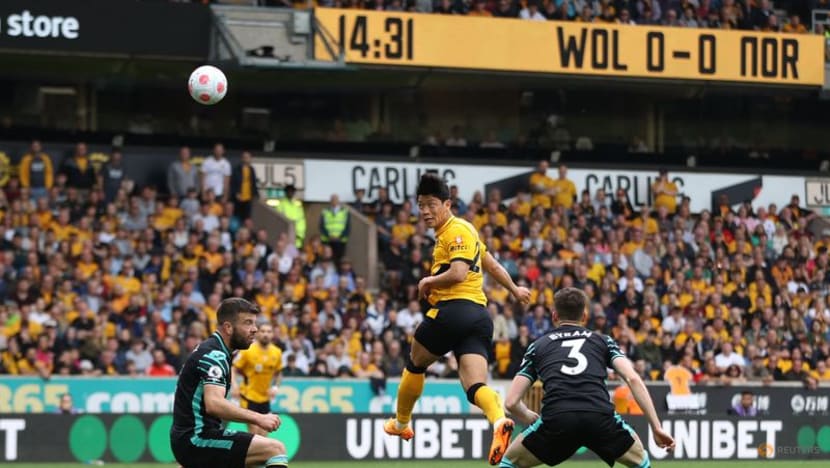 Wolves' European hopes end following 1-1 draw with Norwich