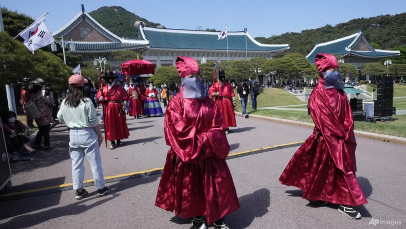 South Korea's Blue House opens to public for first time in 74 years South Korea's Blue House opens to public for first time in 74 years