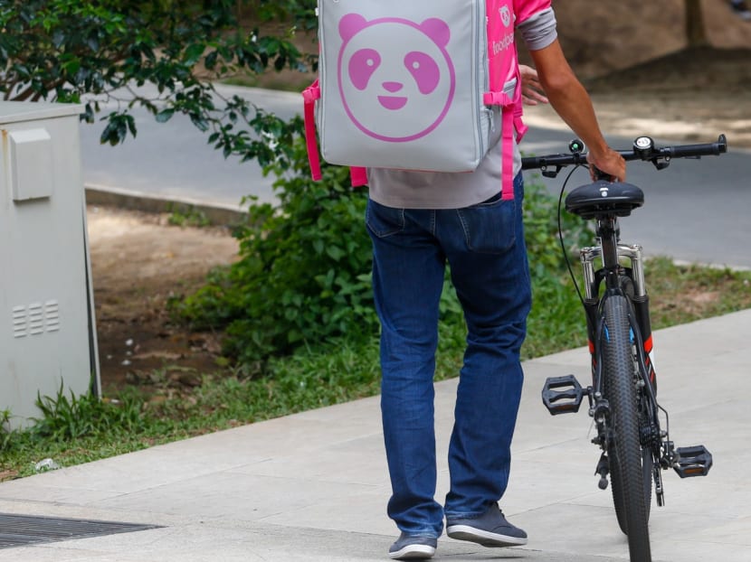 Leonard Tan Tong Han set up several accounts with GrabFood and Foodpanda using fake names and random phone numbers, and could not be contacted after food deliveries were made. Leonard Tan Tong Han set up several accounts with GrabFood and Foodpanda using fake names and random phone numbers, and could not be contacted after food deliveries were made.