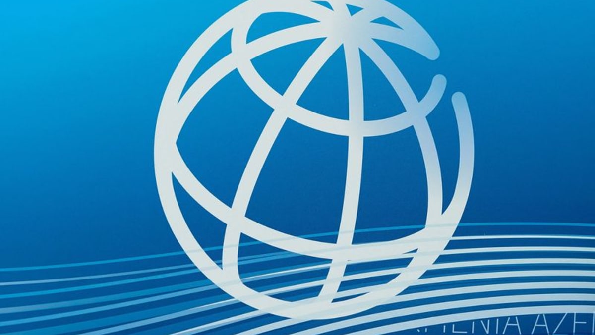 Gill, kepala ekonom Bank Dunia, menyerukan pendekatan baru untuk mengatasi ‘krisis utang’