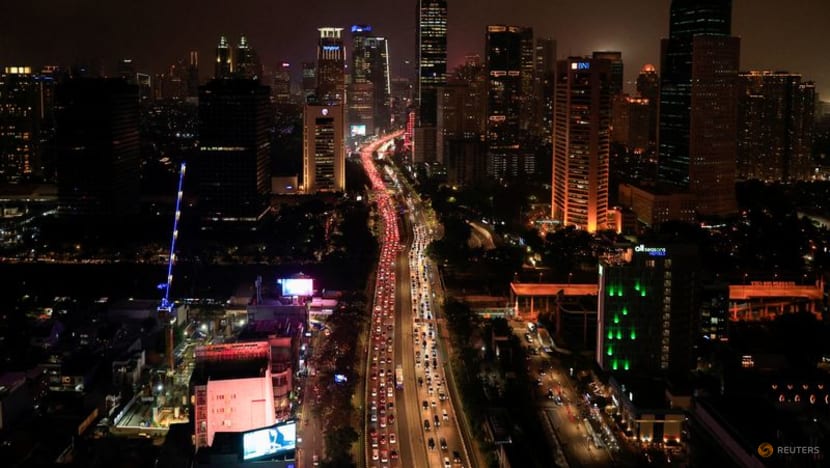 Indonesia Q1 GDP beats forecasts, soft exports cloud outlook