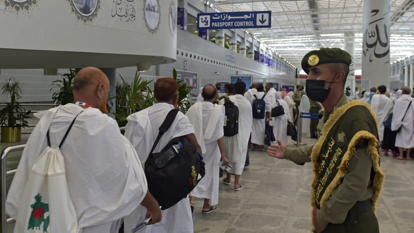 Lebih 14,000 jemaah haji sudah berangkat dari Madinah ke Makkah