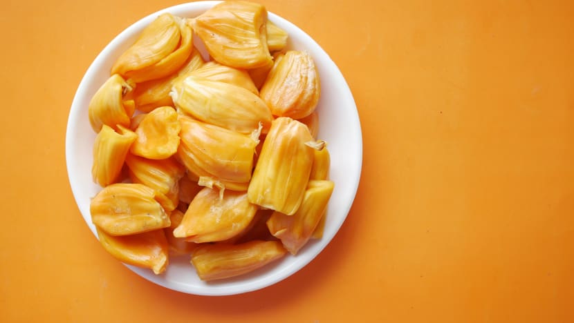 முக்கனியில் சிறந்தது இக்கனியே... உலகெங்கும் மணம் பரப்பும் பண்ருட்டி பலாப்பழம் முக்கனியில் சிறந்தது இக்கனியே... உலகெங்கும் மணம் பரப்பும் பண்ருட்டி பலாப்பழம்
