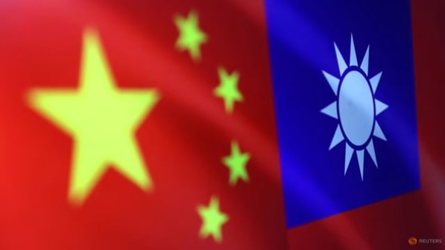 中国大陆和台湾明天起恢复十个定期航班航点