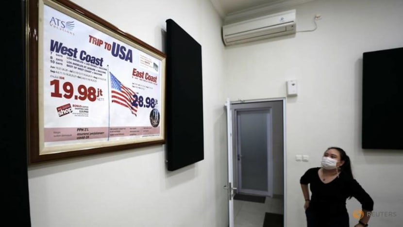 Indonesia travel agencies offer queue-beating US COVID-19 'vaccination tours' Indonesia travel agencies offer queue-beating US COVID-19 'vaccination tours'