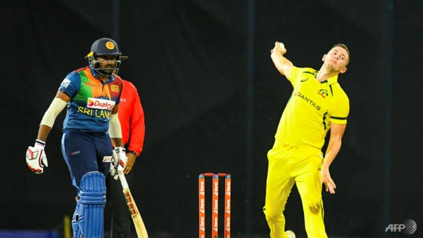 Australia thrash Sri Lanka by 10 wickets in first T20 Australia thrash Sri Lanka by 10 wickets in first T20