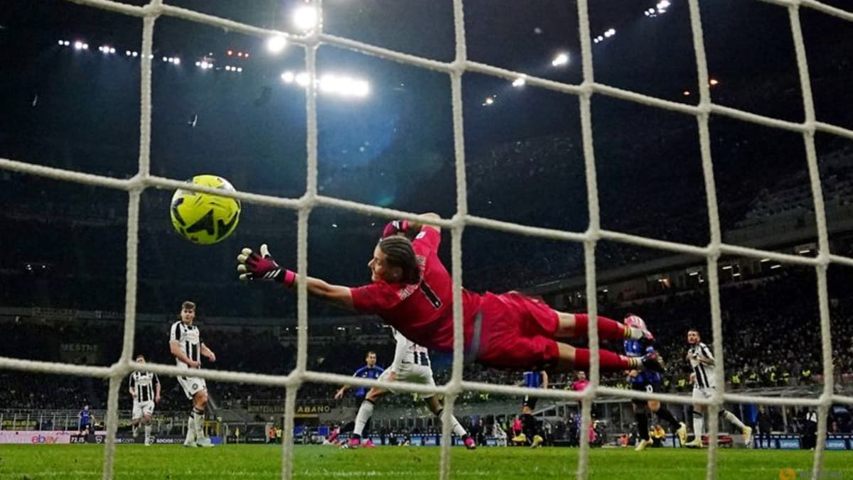 Lukaku, Lautaro mencetak gol saat Inter mengalahkan Udinese 3-1