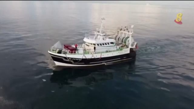 捕鱼权纠纷持续 法国扣留一艘无许可证英国渔船