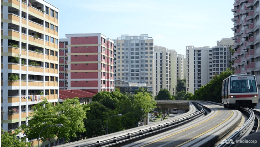 2 fatalities and 1 injury from falls onto LRT tracks in past 10 years: Amy Khor