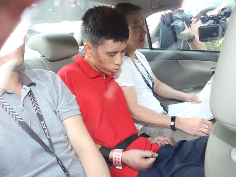 Gabriel Lien Goh (centre in car) arriving at the State Courts on Oct 28, 2019.