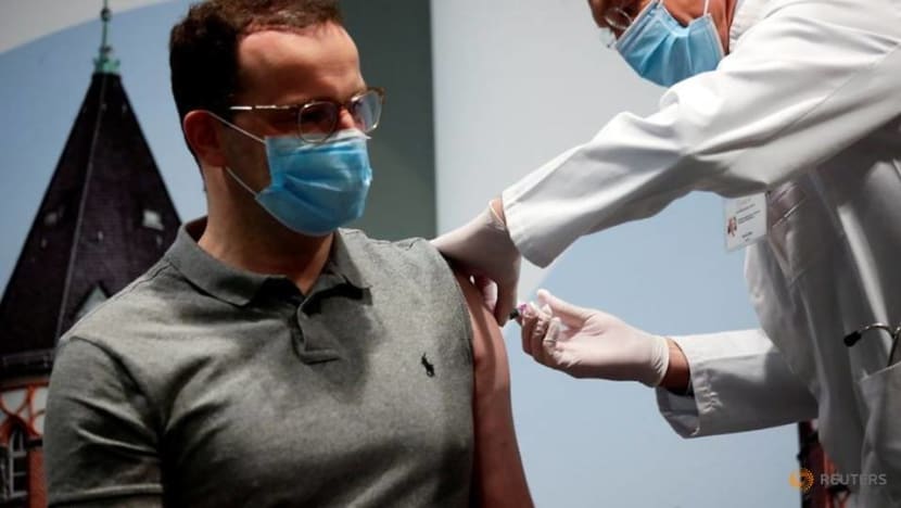 German health minister tests positive for COVID-19 German health minister tests positive for COVID-19