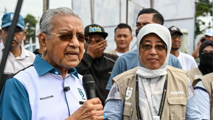 Gerakan Tanah Air not anti-Chinese, set up to fight corrupt Malay-based parties: Mahathir Gerakan Tanah Air not anti-Chinese, set up to fight corrupt Malay-based parties: Mahathir
