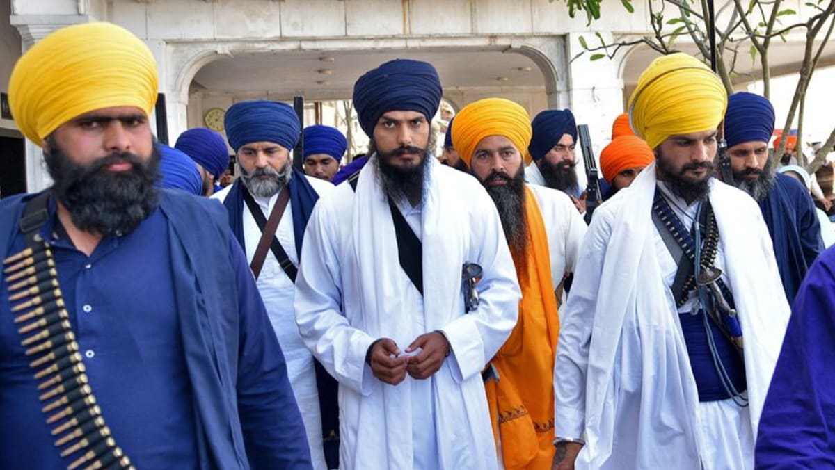 Polisi India menangkap pengkhotbah radikal Sikh