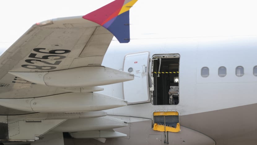 Lelaki buka pintu pesawat Asiana Airlines ketika masih di ruang udara kerana "tidak selesa"