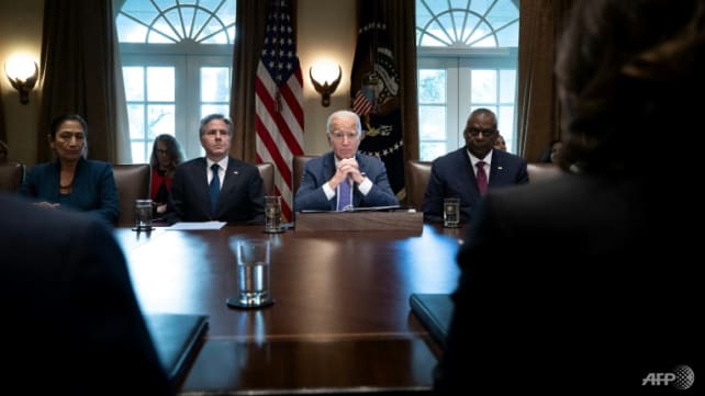 Biden tries to reassure Ukraine allies as US turmoil mounts