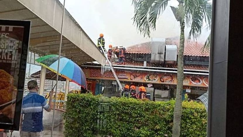 Kedai kopi Jurong West terbakar; punca kebakaran disiasat