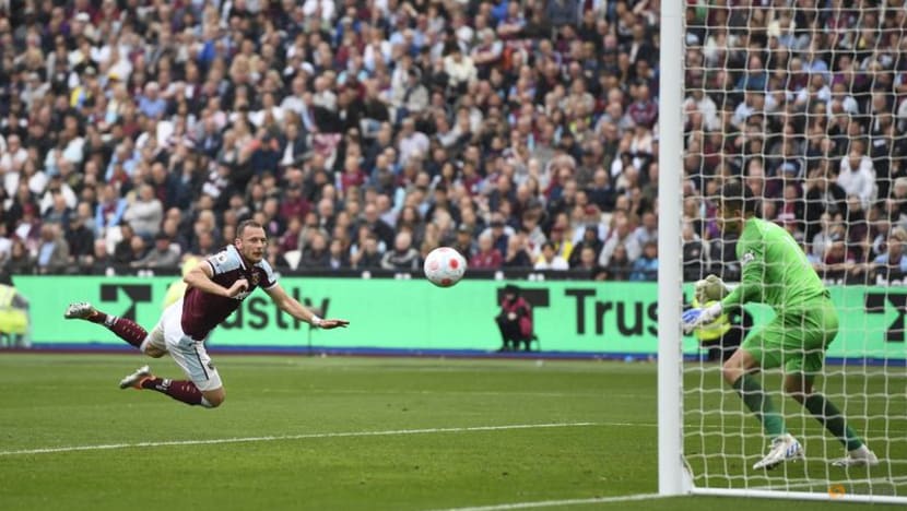 Man City fight back to draw at West Ham Man City fight back to draw at West Ham