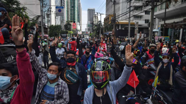 泰国反政府示威者继续号召在曼谷举行示威活动