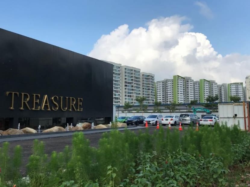Treasure at Tampines, situated on a 650,000 sqf plot of land at Tampines Street 11, will offer one- to five-bedroom units, priced at S$1,280 psf on average.