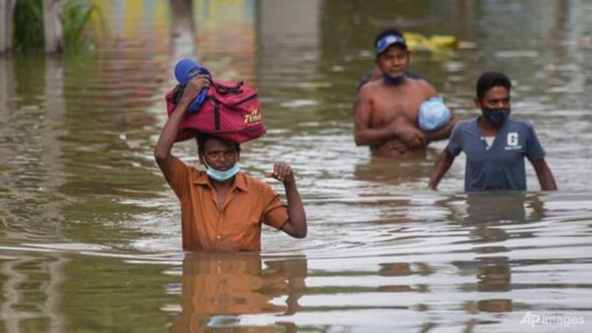 Floods and mudslides kill 4, another 7 missing in Sri Lanka