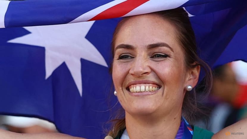 Barber retains javelin title with world-leading throw Barber retains javelin title with world-leading throw