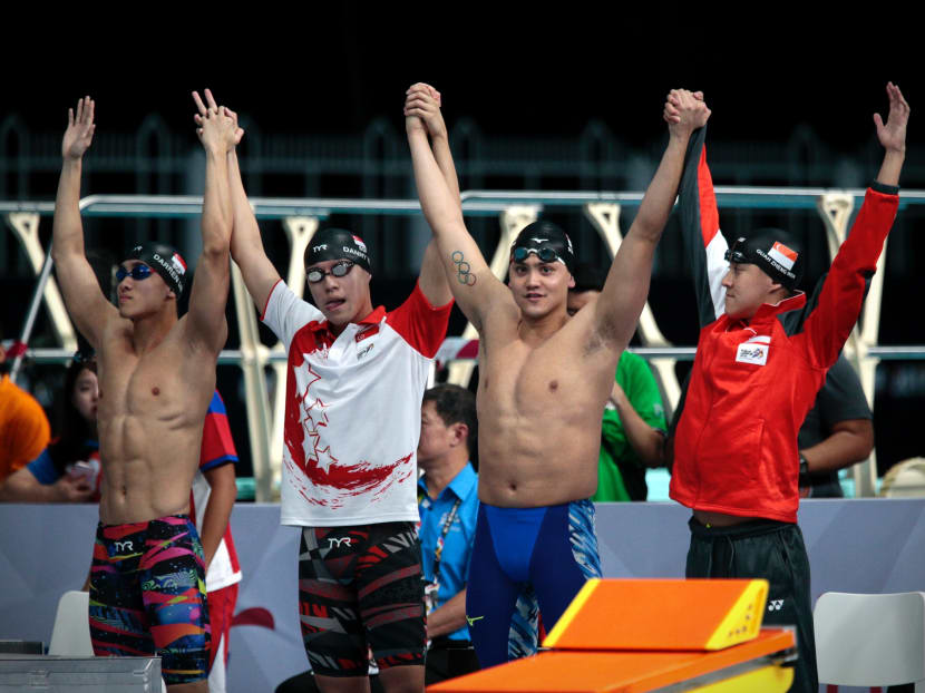 Singapore's mens 4x100 freestyle relay  team at the SEA Games on 22 August, 2017.  Photo: Jason Quah/TODAY
