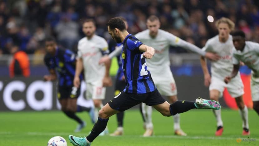 Inter edge Salzburg in Champions League to top group