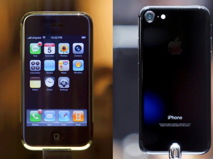 The first iPhone seen on Jan 9, 2007 in San Francisco, and the latest iPhone 7. Photo: AFP, Reuters