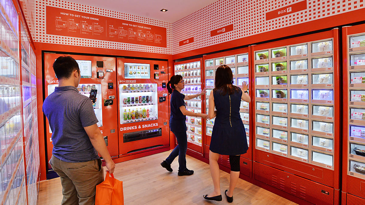Cafe sales vending machine