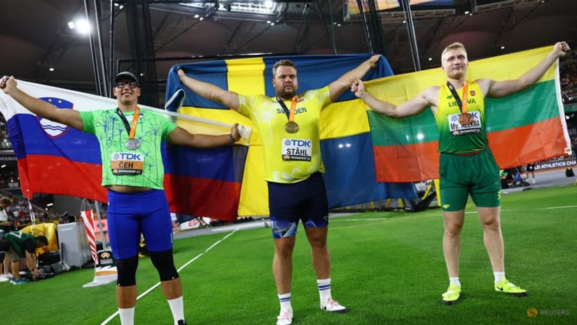 Sweden's Stahl takes discus gold with final throw