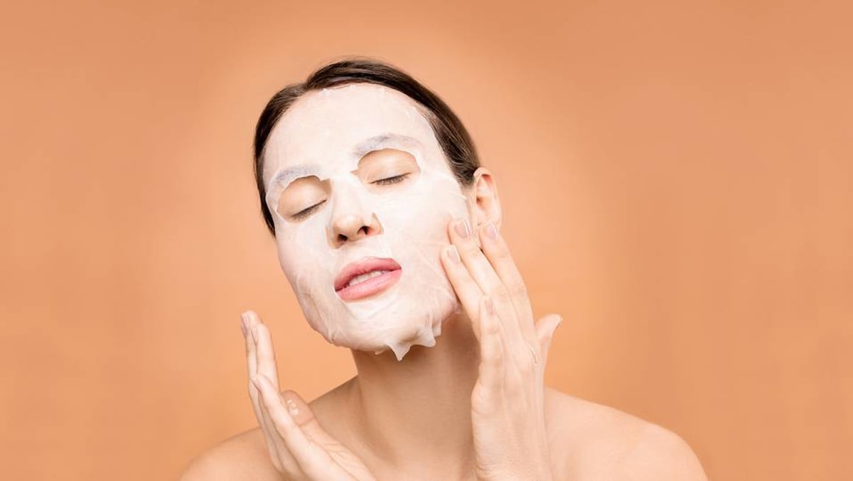 Masker wajah kecantikan dapat mengeringkan kulit jika Anda melakukan kesalahan umum berikut
