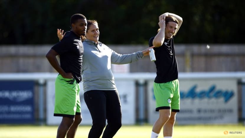 First woman to manage pro English men's team replaced after two weeks