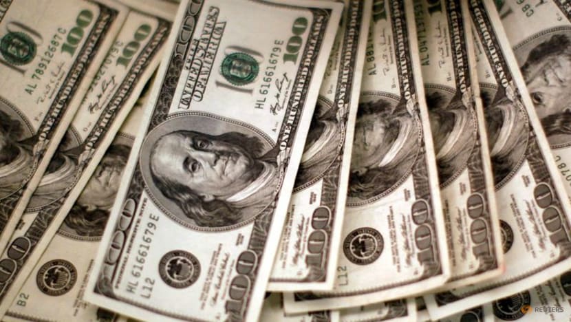Dollar dips against euro gains on yen as Fed policy stays in