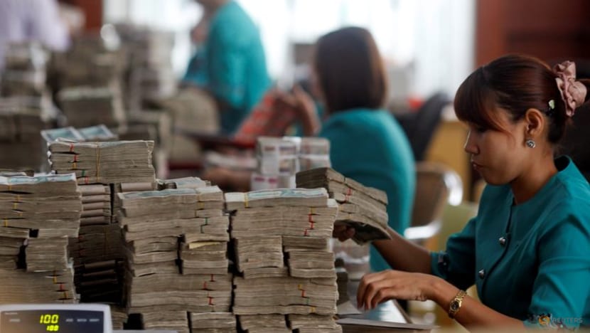 Myanmar central bank sees currency stabilising on new measures Myanmar central bank sees currency stabilising on new measures