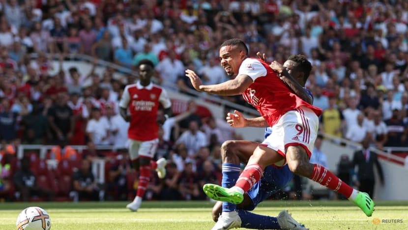 Man City crush Bournemouth, Arsenal also claim second win Man City crush Bournemouth, Arsenal also claim second win