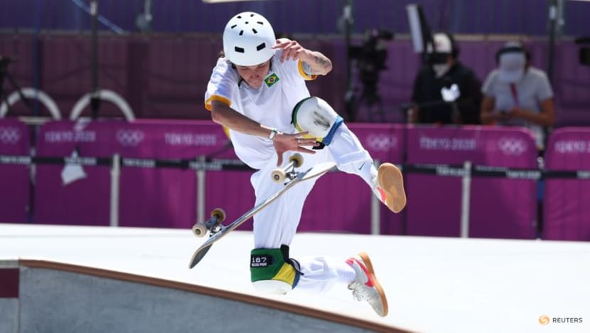 Olympics-Skateboarding-Brazilians roar into park skating finals Olympics-Skateboarding-Brazilians roar into park skating finals