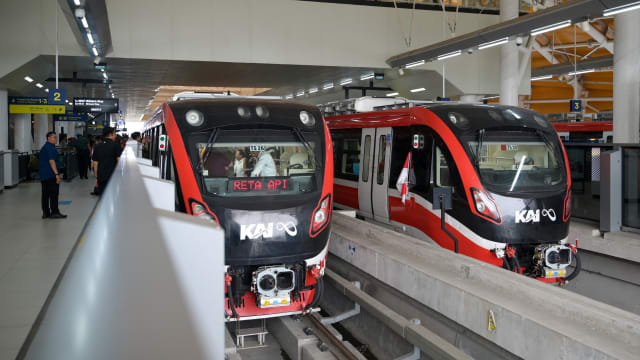 雅加达首个轻轨线今天正式通车