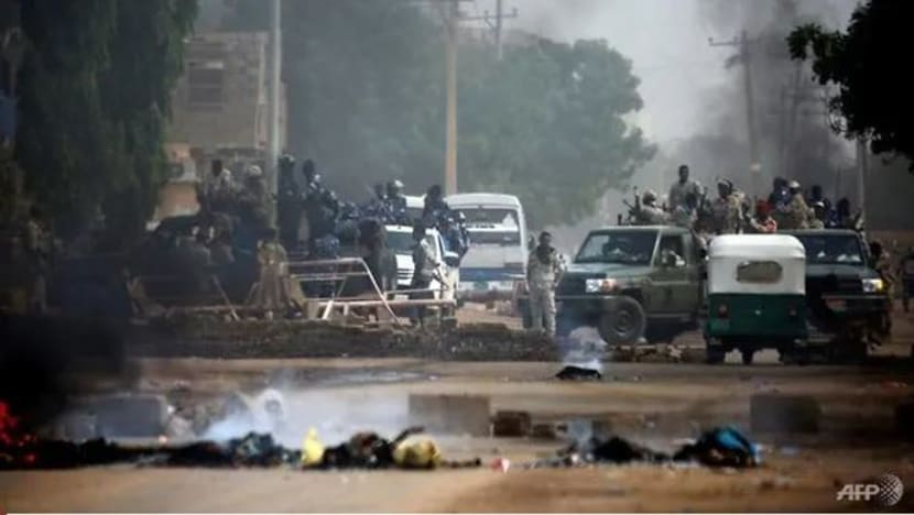 Perniagaan kekal tutup pada hari ke-3 bantahan di Sudan
