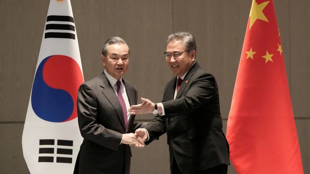 South Korea, China, Japan top diplomats seek to boost trilateral cooperation
