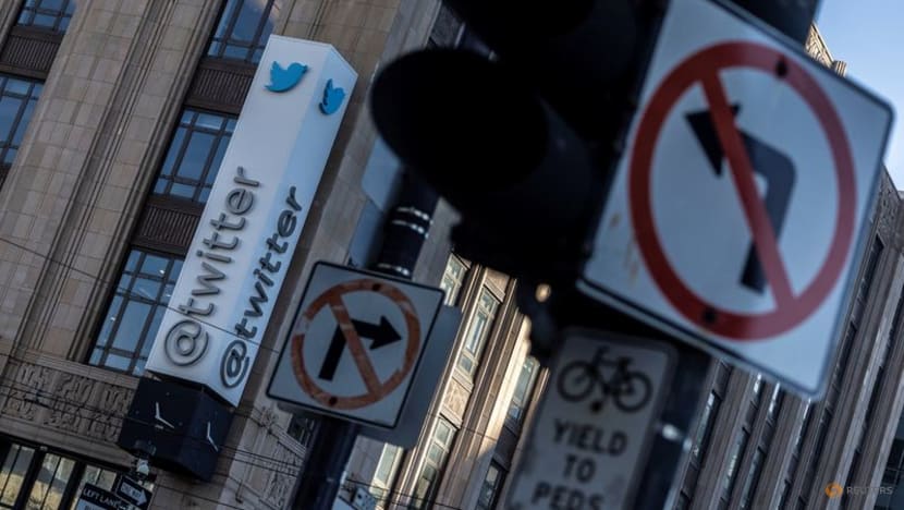 Twitter considered selling user names to bring in revenue: NYT Twitter considered selling user names to bring in revenue: NYT