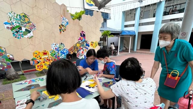全岛超过600名公众合力制作艺术品 明年新加坡艺术周展出