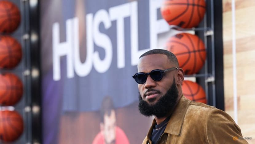 Woods joins Jordan, James in billionaire club - Forbes Woods joins Jordan, James in billionaire club - Forbes