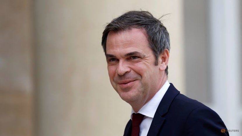 French minister says will not pay for Twitter's blue checkmark French minister says will not pay for Twitter's blue checkmark