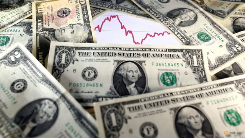 Dollar sinks to one-month low amid easing Fed rate hike bets Dollar sinks to one-month low amid easing Fed rate hike bets