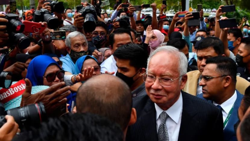 "Ini bukti kehakiman negara bebas dari pengaruh kuasa politik," kata Muhyiddin mengenai hukuman Najib